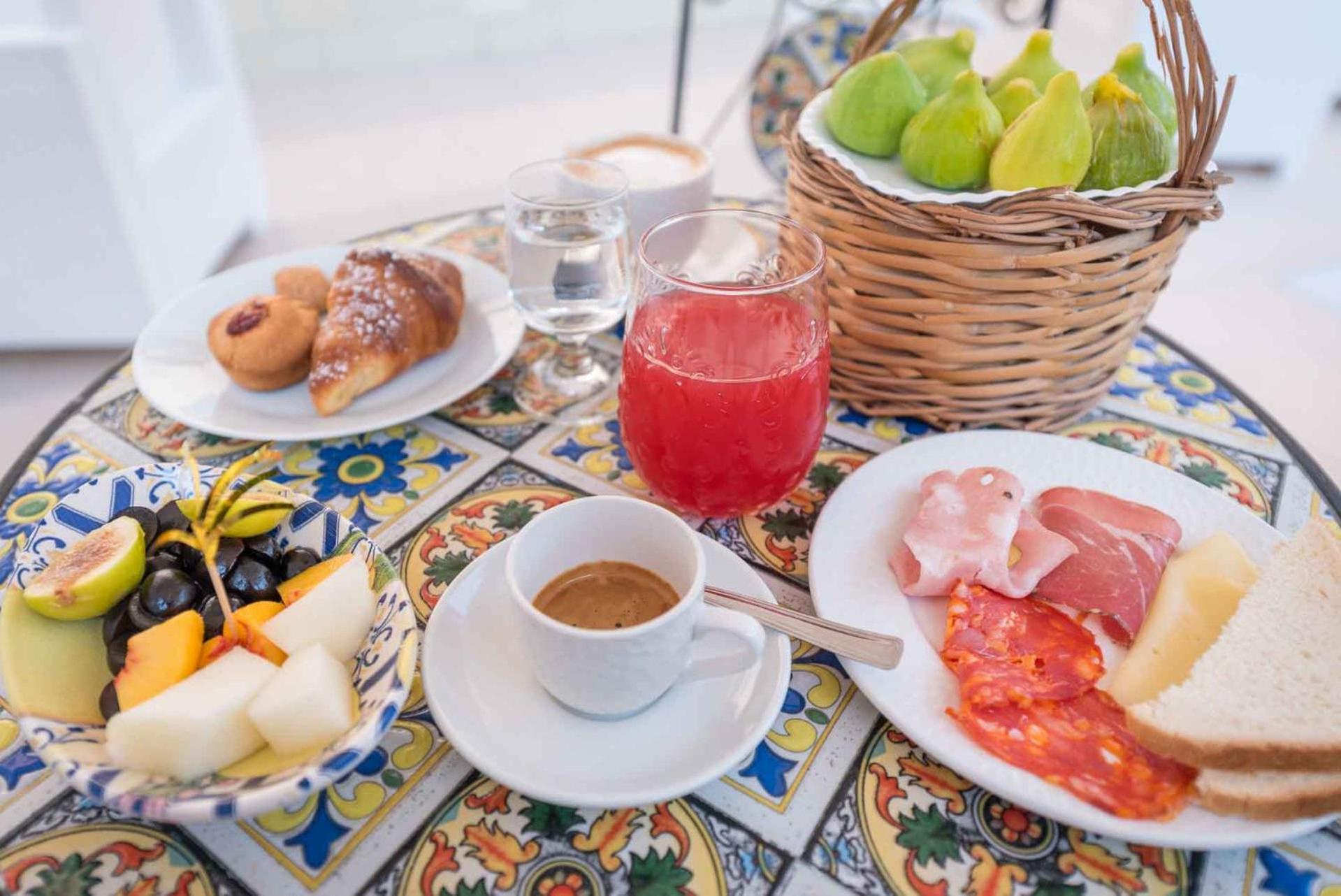 Saint Matthew B&B E Appartamenti By Latuapuglia 산 피에트로 인 베바냐 외부 사진
